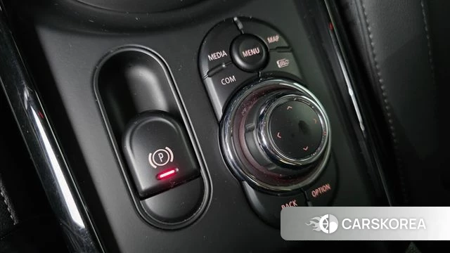 Mini Cooper Clubman id 4322735 из Кореи 19