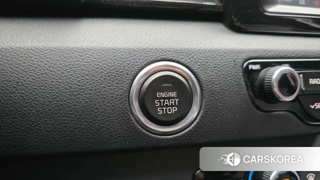 Kia Niro id 4543384 из Кореи 19