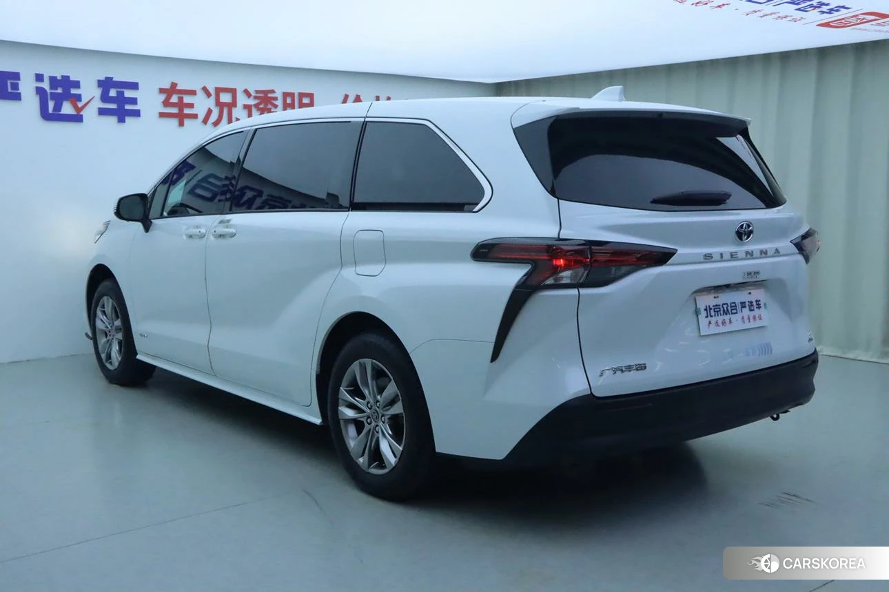 Toyota Saina id 4498547 из Китая 19