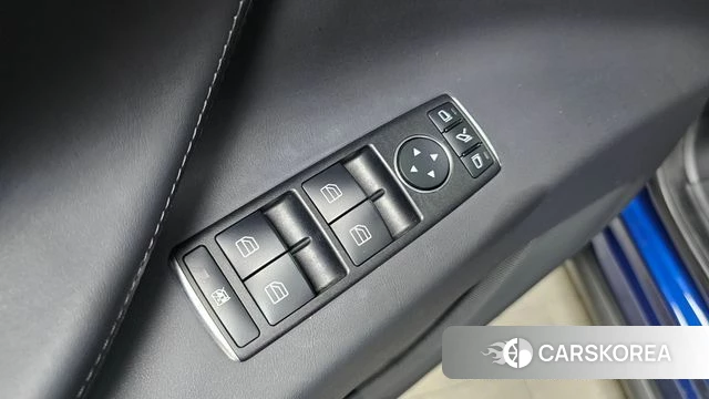 Tesla Model X id 4568401 из Кореи 19