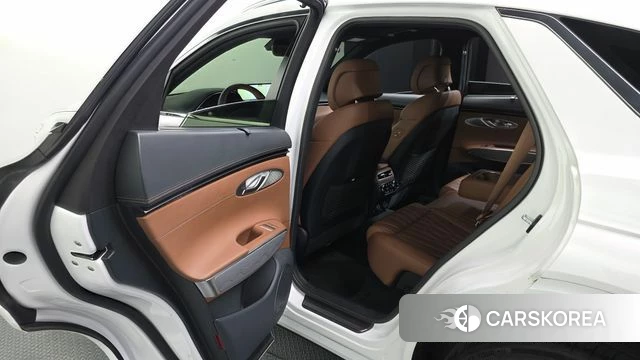 Genesis GV70 id 4187606 из Кореи 19