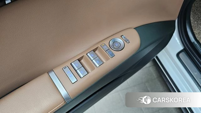 Hyundai Grandeur (GN7) id 4941287 из Кореи 19