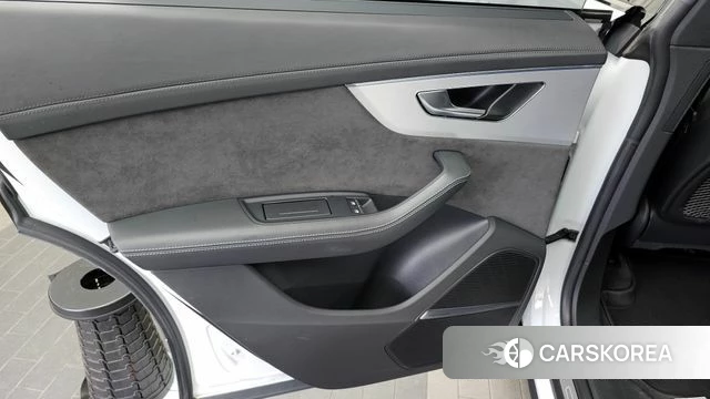 Audi Q8 (4M) id 4231928 из Кореи 19