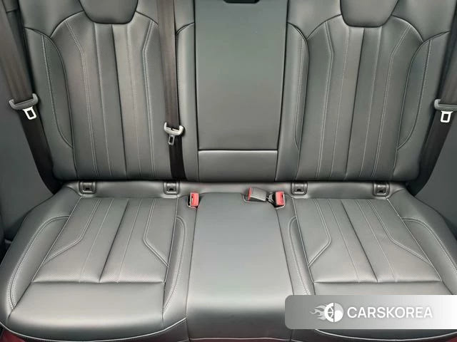 Audi Q5L id 4263773 из Китая 19