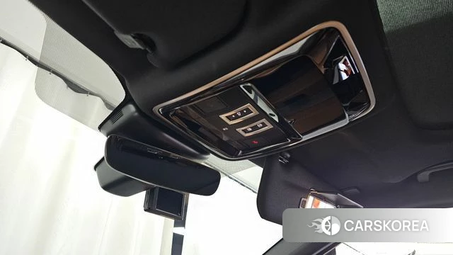 Land Rover Range Rover Velar id 4677667 из Кореи 19