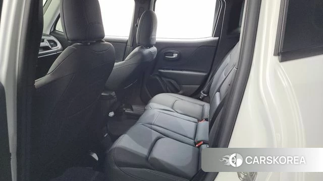 Jeep Renegade id 4428229 из Кореи 19