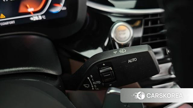 BMW 5 Series (G30) id 4792626 из Кореи 19