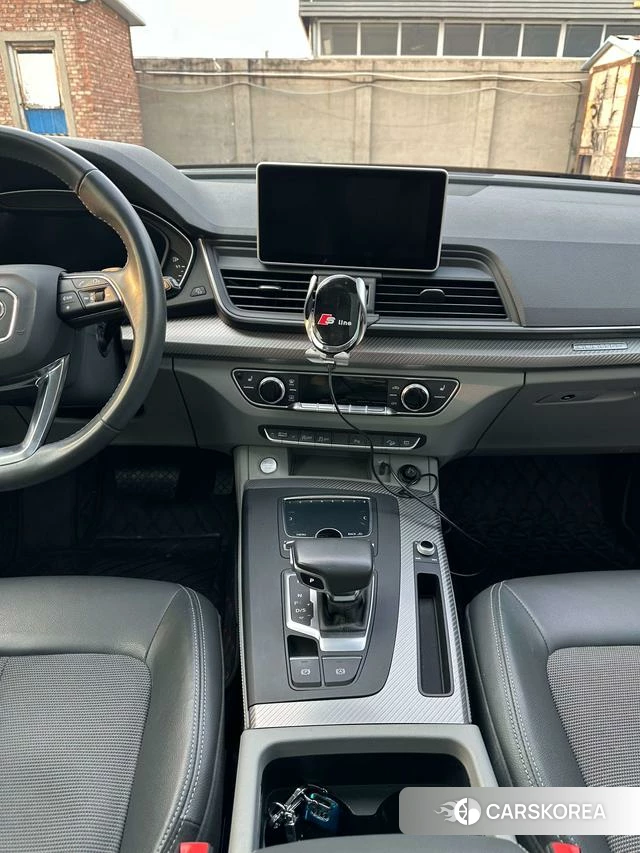 Audi Q5L id 4208880 из Китая 19