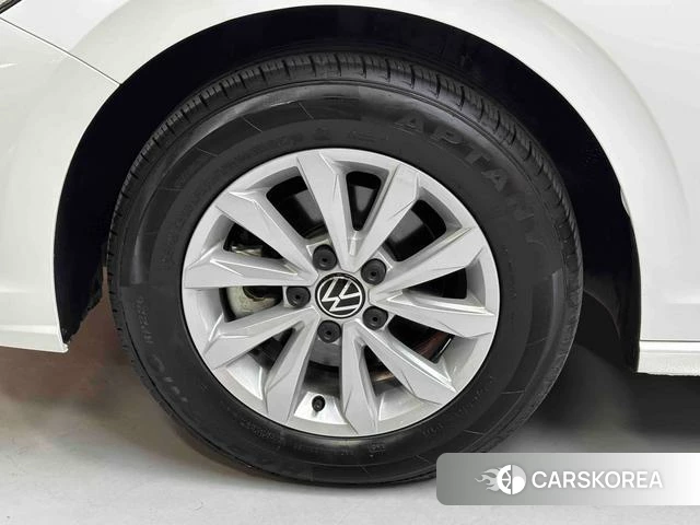 Volkswagen Bora id 4298202 из Китая 19