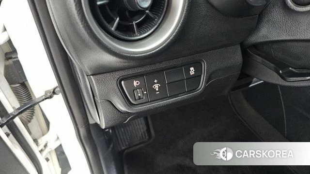 Kia Come New K3 id 4785790 из Кореи 19