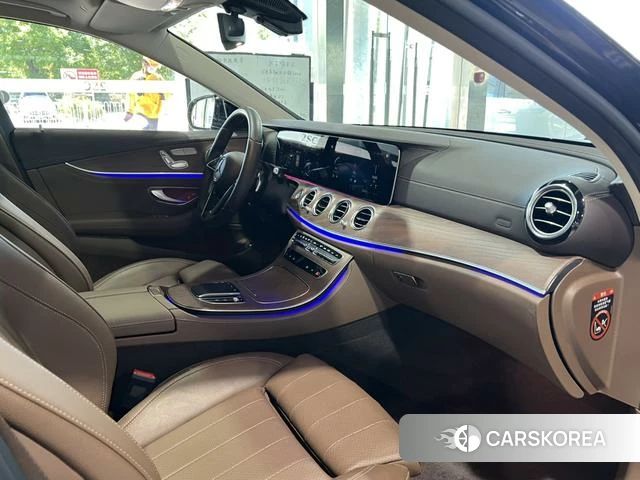 Mercedes-Benz E-class id 4279334 из Китая 19