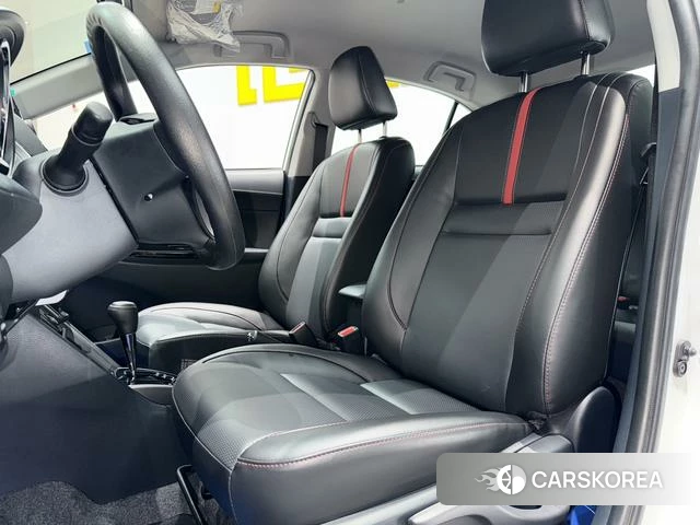 Toyota YARIS L to enjoy id 4365950 из Китая 19