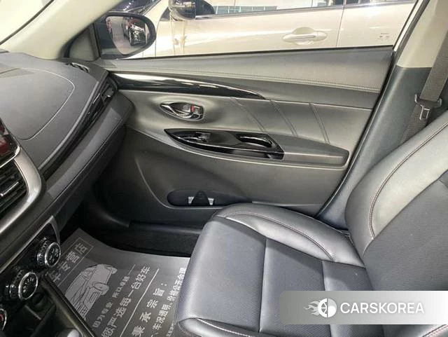 Toyota YARIS L Zhixuan id 4262337 из Китая 19