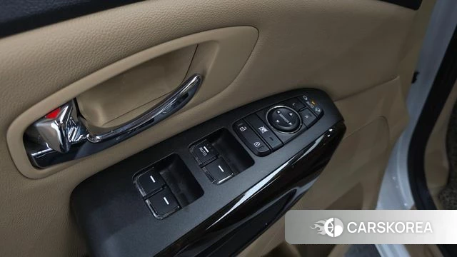 Kia The New Carnival id 4356556 из Кореи 19