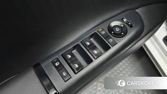 Hyundai Grandeur (GN7) id 4360969 из Кореи 19