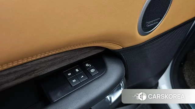 Land Rover Discovery 5 id 4459587 из Кореи 19