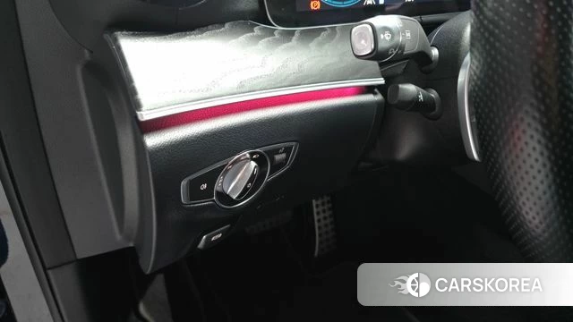 Mercedes-Benz E-Class W213 id 4688184 из Кореи 19