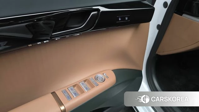Hyundai Grandeur Hybrid (GN7) id 4635372 из Кореи 19