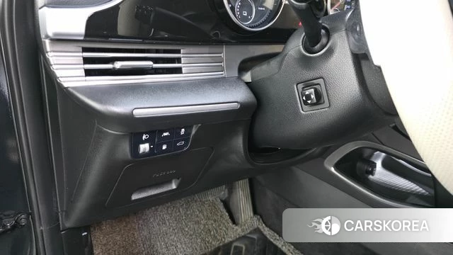 Hyundai The New Grandeur IG Hybrid id 4268372 из Кореи 19