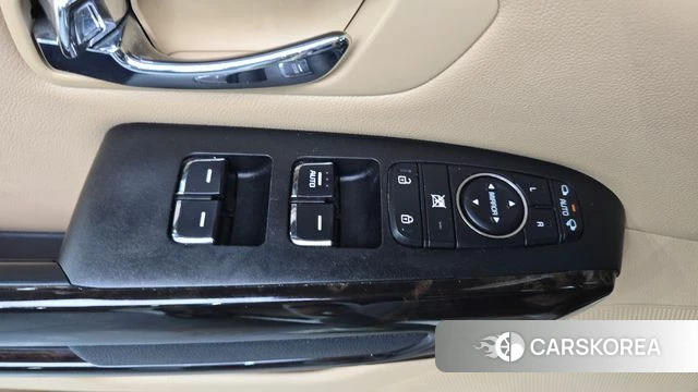 Kia The New Carnival id 4363150 из Кореи 19