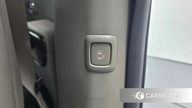 Kia All New Carnival id 4558042 из Кореи 19