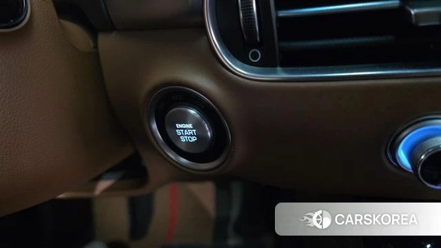 Genesis G90 id 4417018 из Кореи 19