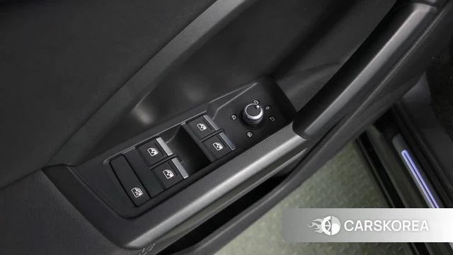 Audi Q3 (F3) id 4231014 из Кореи 19