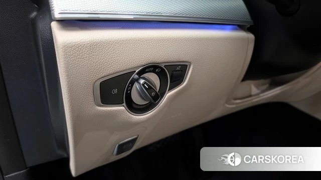 Mercedes-Benz E-Class W213 id 4605031 из Кореи 19