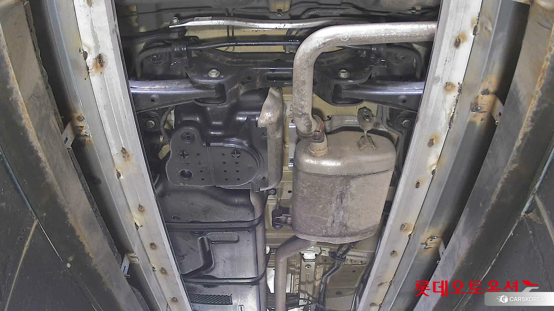 Kia Carnival id 3869405 из Кореи 19