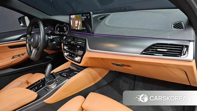 BMW 5 Series (G30) id 4540883 из Кореи 19