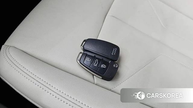 Audi Q3 (F3) id 4645459 из Кореи 19