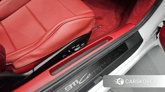 Porsche 911(992) id 4533292 из Кореи 19