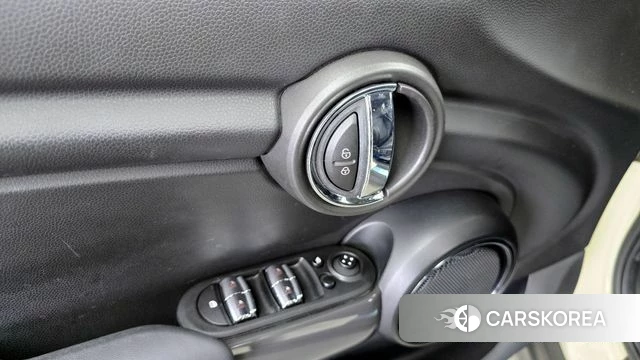 Mini Cooper id 4344839 из Кореи 19