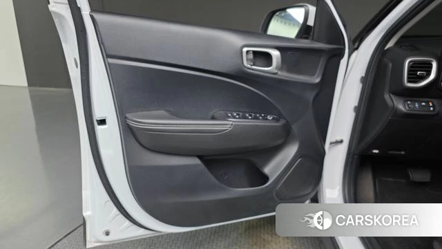 Hyundai Venue id 4481796 из Кореи 19