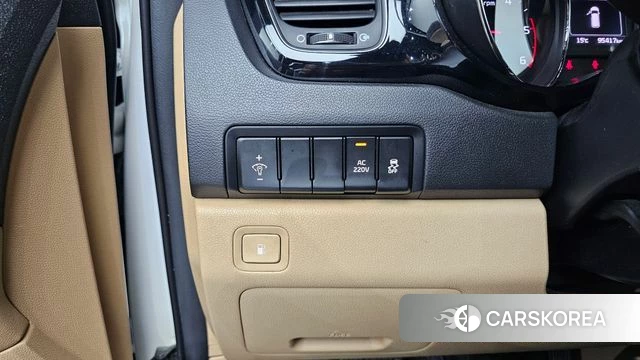 Kia All New Carnival id 4295131 из Кореи 19