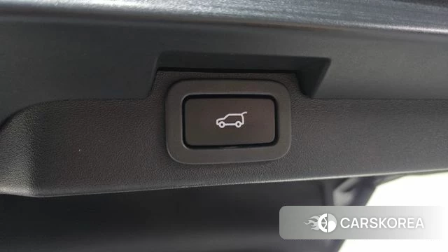 Land Rover Discovery 5 id 4187654 из Кореи 19