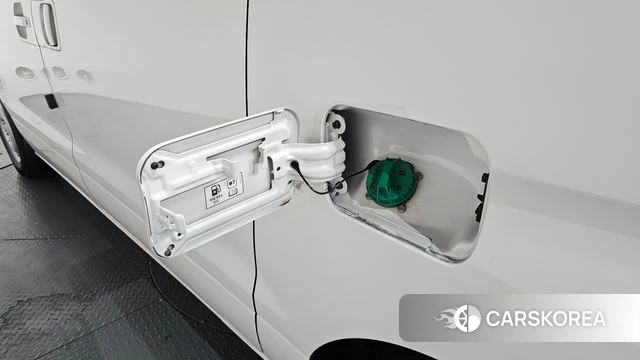 Hyundai The New Grand Starex id 4188198 из Кореи 19