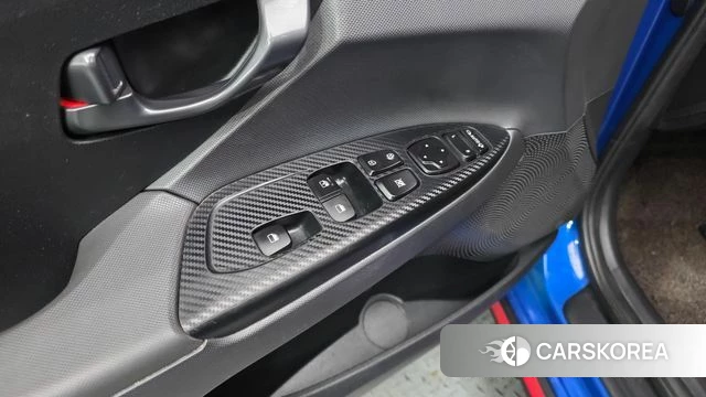 Hyundai Veloster (JS) id 4416804 из Кореи 19