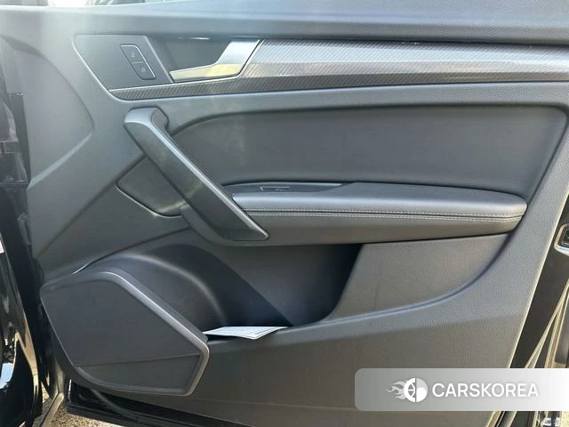 Audi Q5L id 4213197 из Китая 19