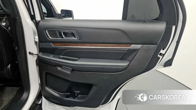 Ford Explorer id 4345498 из Кореи 19