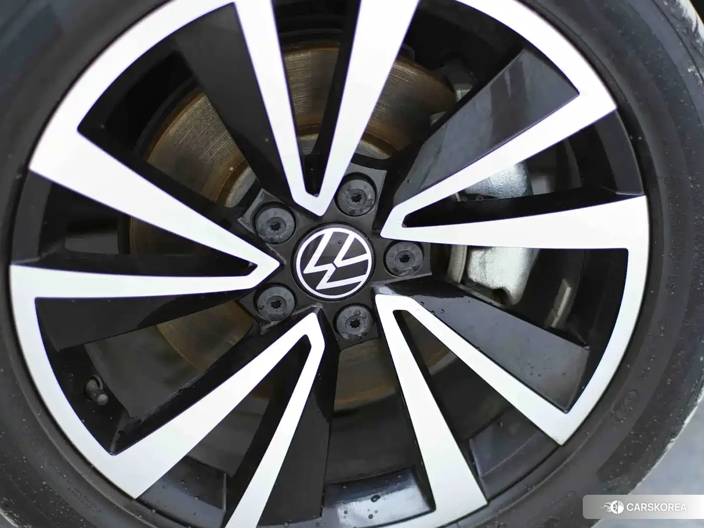 Volkswagen Tharu id 4653812 из Китая 19