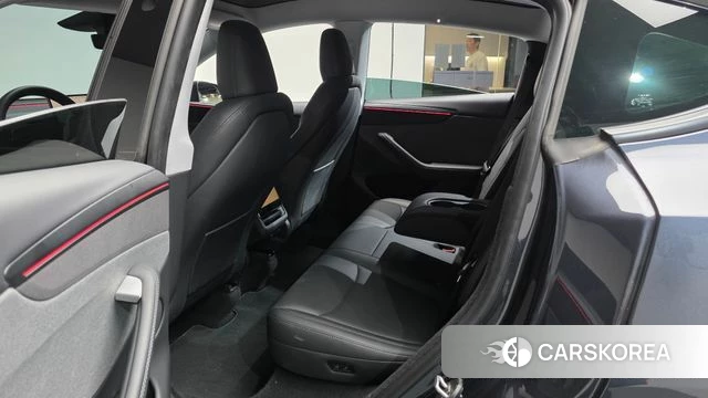 Tesla Model Y id 4773278 из Кореи 19