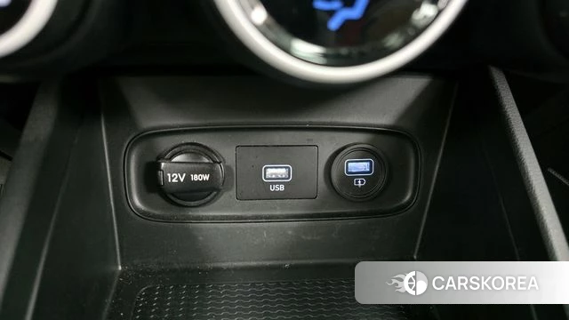 Hyundai Venue id 4244851 из Кореи 19