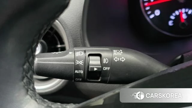 Kia Come New K3 id 4637921 из Кореи 19
