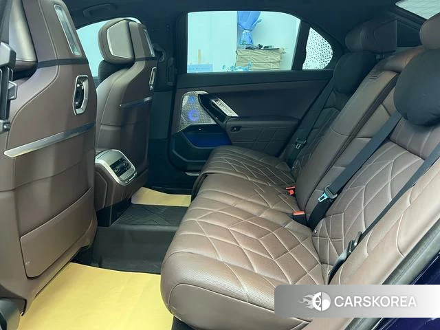 BMW 7 series id 4275687 из Китая 19