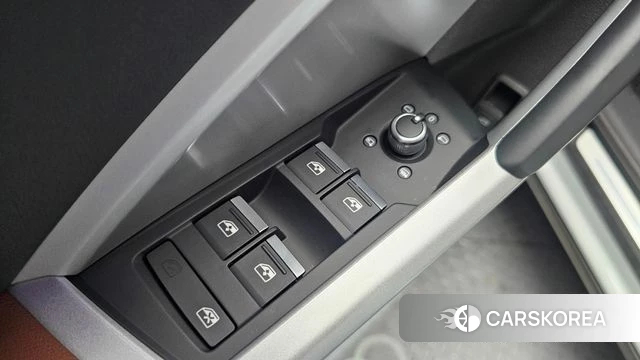 Audi Q3 (F3) id 4506085 из Кореи 19