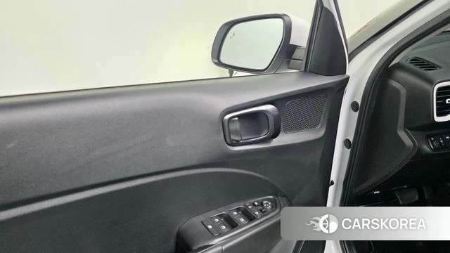Hyundai Venue id 4317225 из Кореи 19
