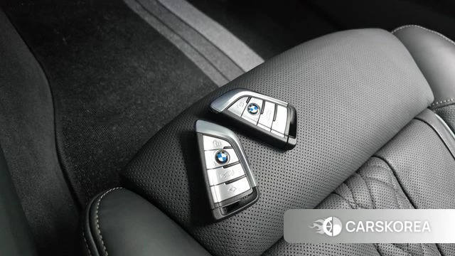 BMW 5 Series (G30) id 4243892 из Кореи 19