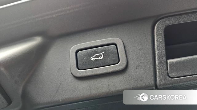 Land Rover Range Rover Velar id 4849765 из Кореи 19