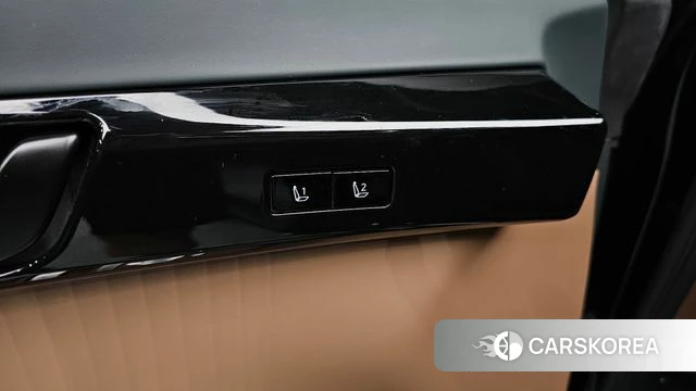 Hyundai Grandeur Hybrid (GN7) id 4686912 из Кореи 19
